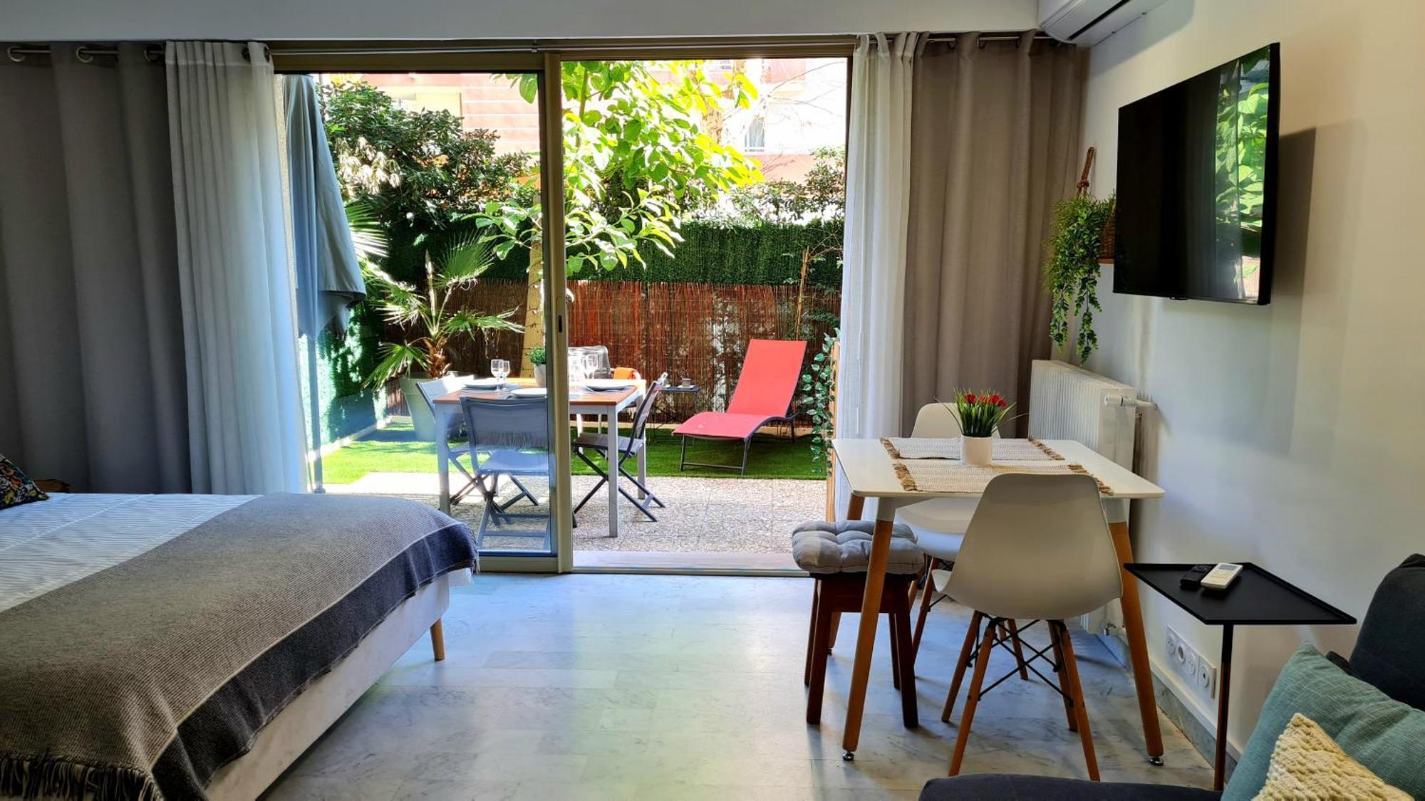 Studio Sun-Beach Avec Parking Et Jardin - 500M Des Plages De Juan Les Pins Antibes Zewnętrze zdjęcie